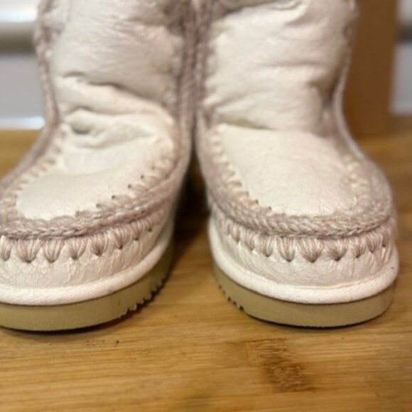 Mou 18 White Sheepskin Boot - Picture 12 of 16